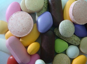 多種保健一齊上，吃了兩年胃竟成了這樣！體檢服務(wù)為何必不可少